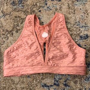 Booty by Brabants deep v rose quartz chrome top